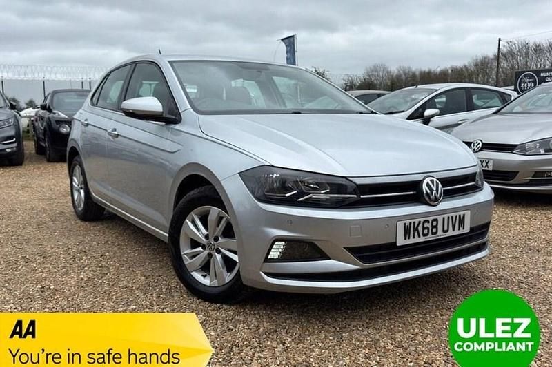Used VW Polo SE 95 HP (69 kW) 2018 Silver Hatchback