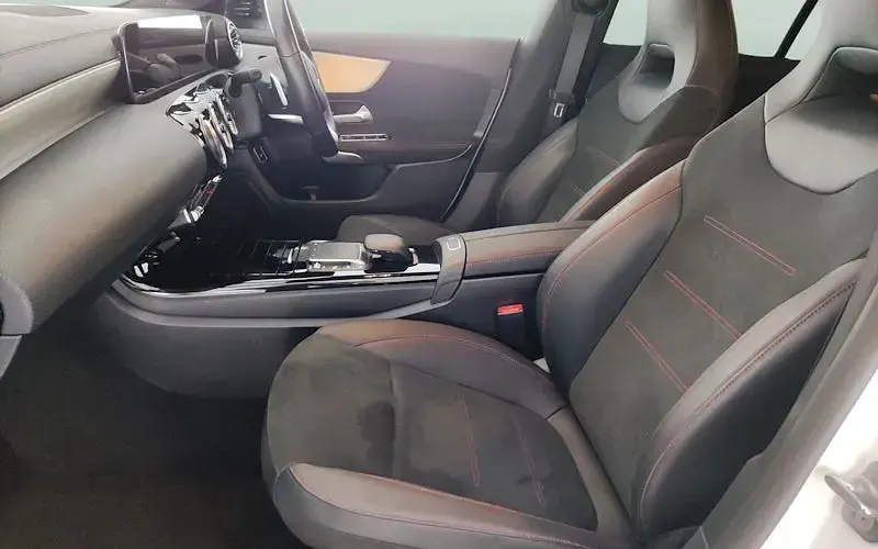 Used Mercedes E250 AMG line 218 HP (160 kW) 2022 Estate