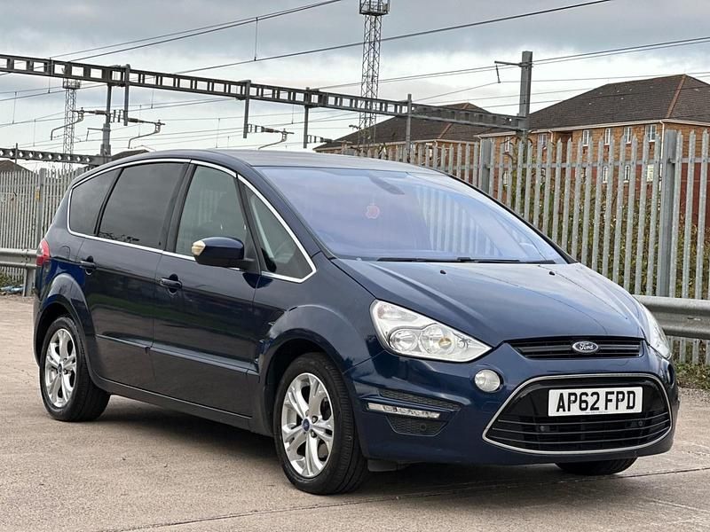 Blue Used 2012 Ford S-MAX Titanium MPV | £3,495 (Fair price) - Image 1/4