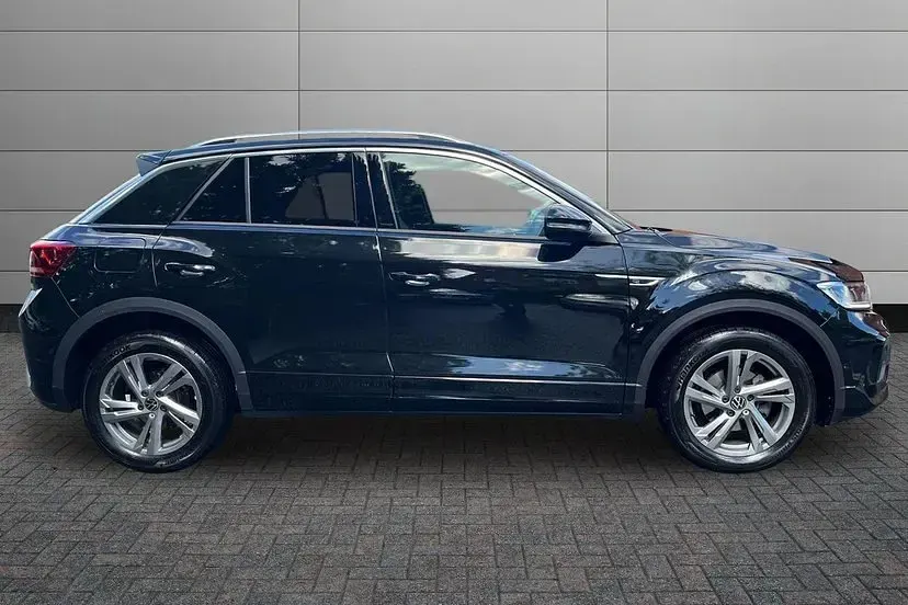 Used VW T-Roc R-line 150 HP (110 kW) 2025 Black SUV
