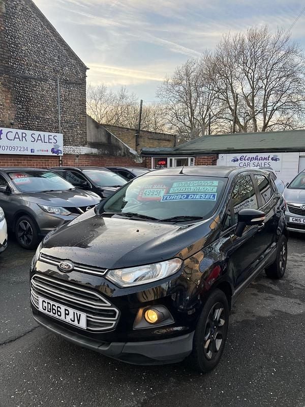 Used Ford Ecosport Zetec 95 HP (69 kW) 2016 Black SUV