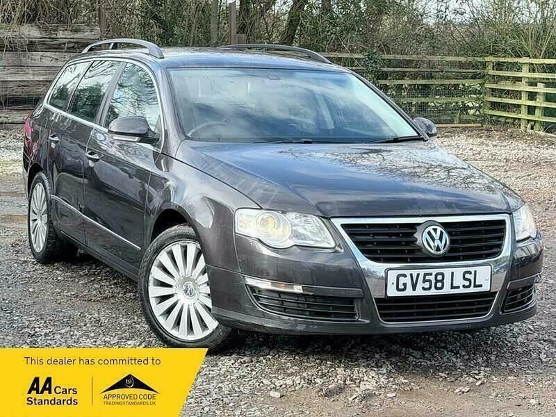 Brown Used 2008 VW Passat Highline Estate | £2,490 (Fair price) - Image 1/4