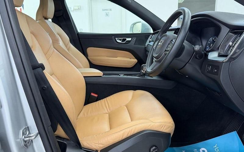 Used Volvo XC60 SE 190 HP (139 kW) 2013 SUV