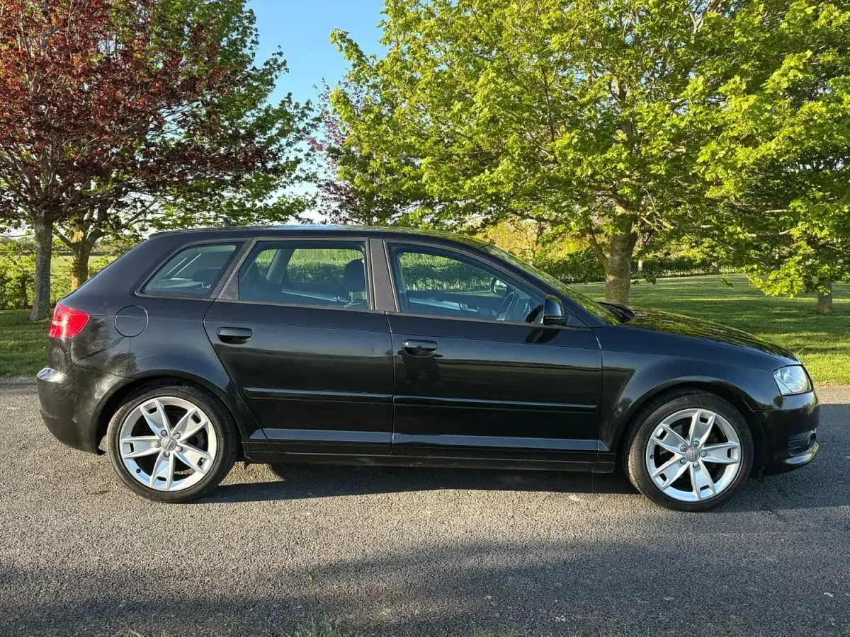 Used Audi A3 Sport 125 HP (91 kW) 2010 Black Hatchback