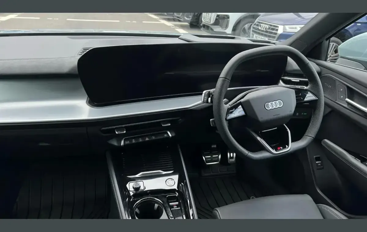 New Audi Q3 S-Line 200 HP (147 kW) 2026 Grey SUV