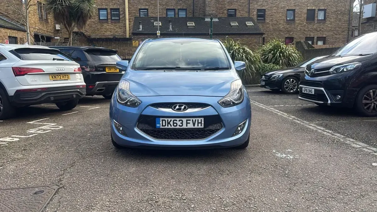 Usado Hyundai ix20 Style 90 CV (66 kW) 2013 Azul Utilitario
