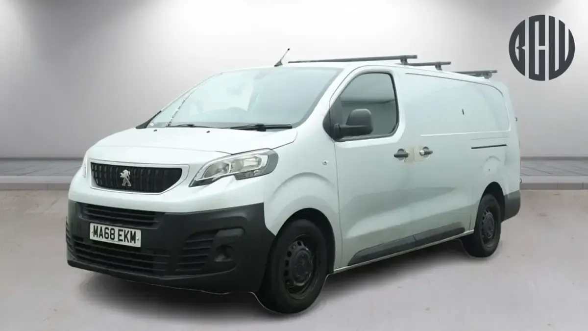 Used Peugeot Expert 2018 Silver Van
