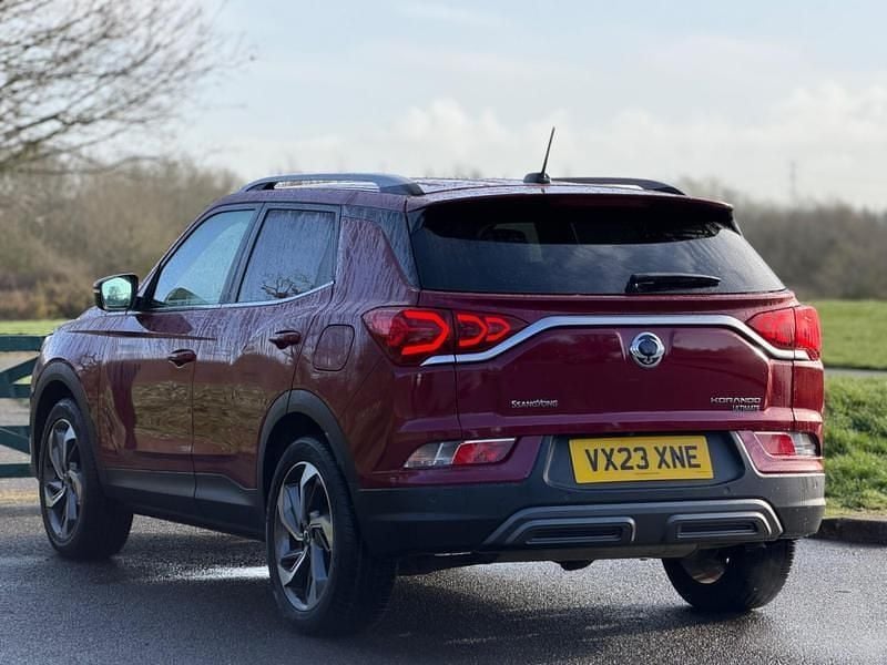 Used Ssangyong (KGM) Korando 163 HP (119 kW) 2023 Red Estate
