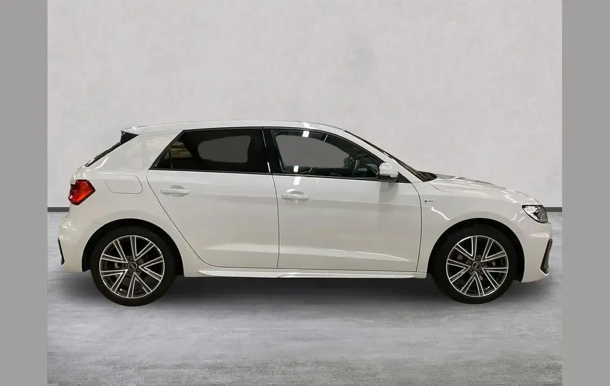 Used Audi A1 S-Line 150 HP (110 kW) 2025 White SUV