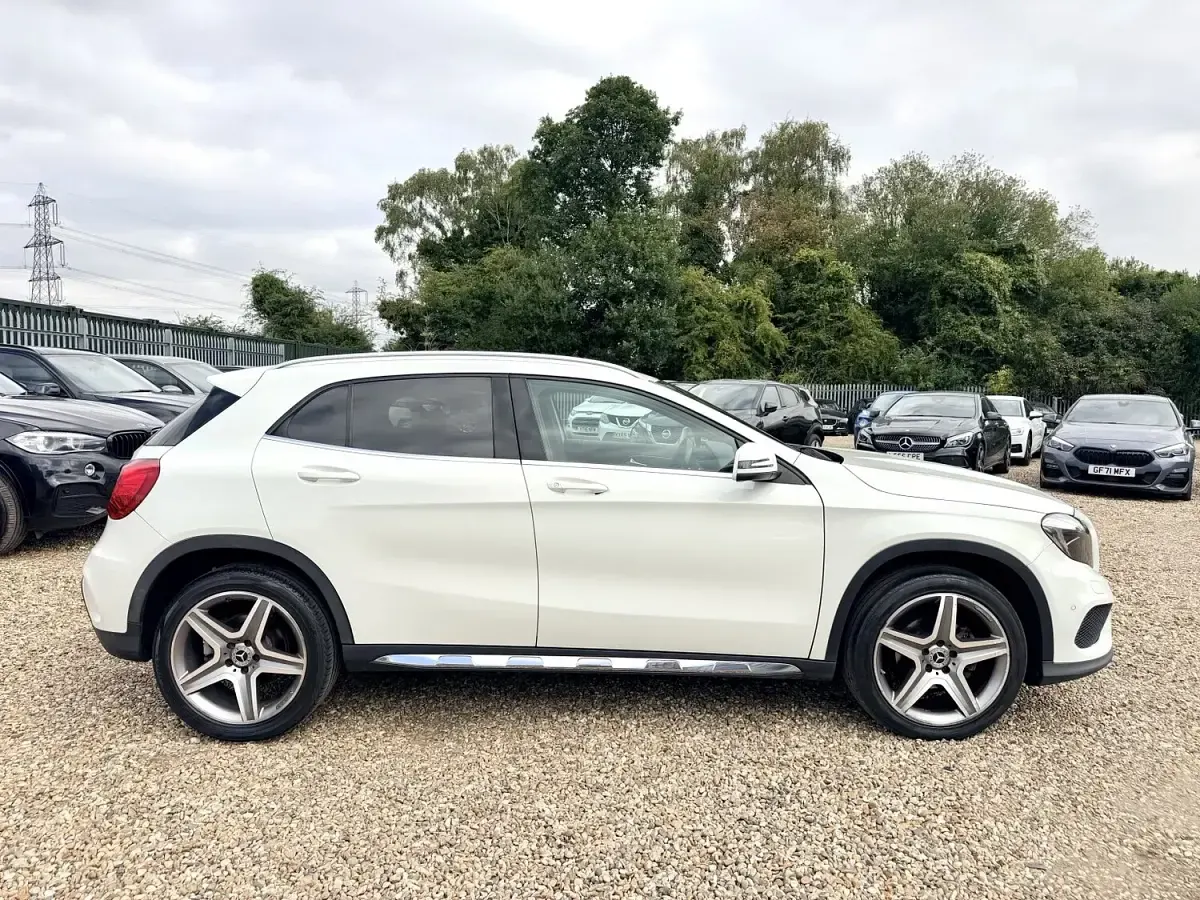 Used Mercedes GLA200 AMG line 2017 White SUV