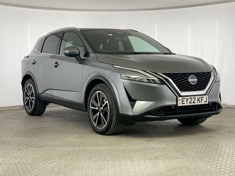 Grey Used 2022 Nissan Qashqai Tekna SUV | £20,495 (Expensive) - Image 1/4
