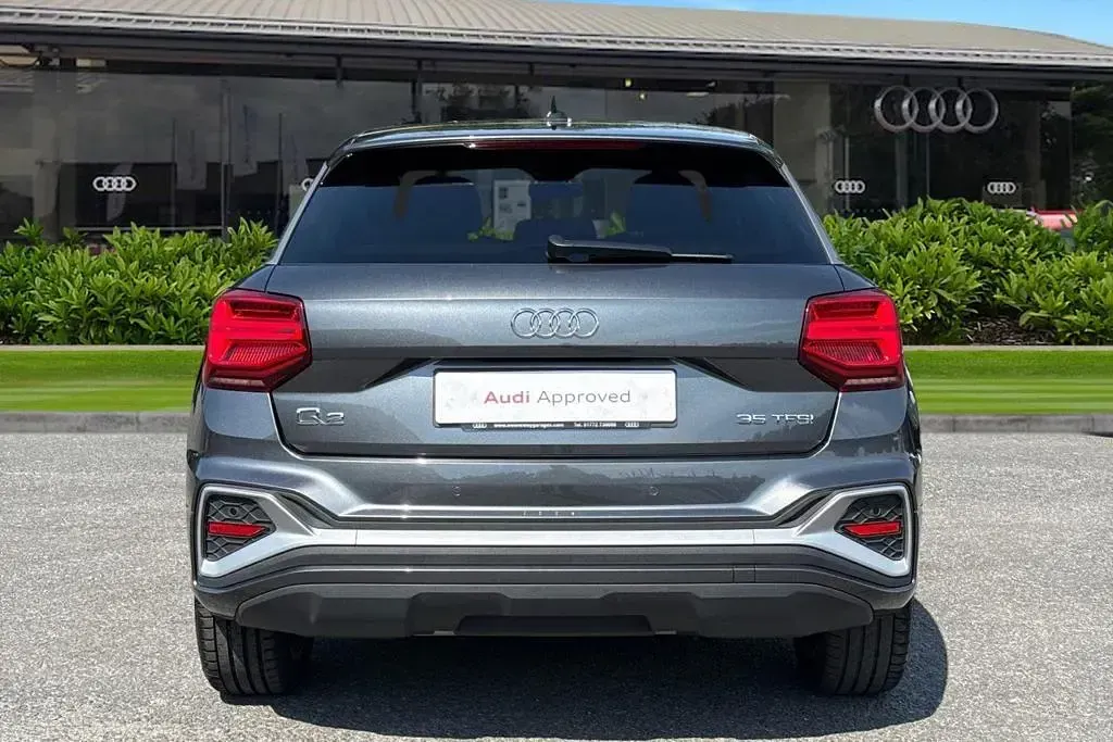 Used Audi Q2 S-Line 150 HP (110 kW) 2025 Grey SUV