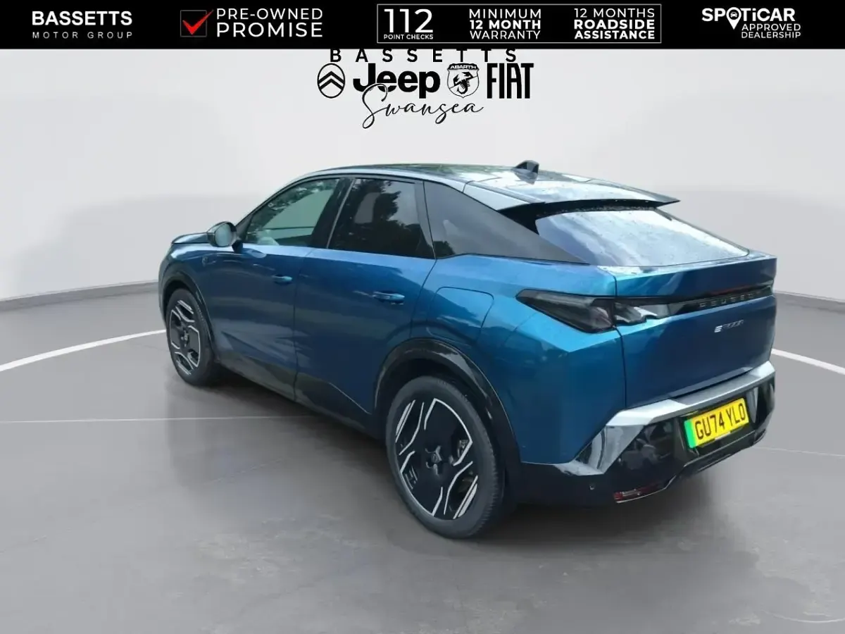 Used Peugeot e-3008 GT 152 kW (207 HP) 2024 Blue SUV