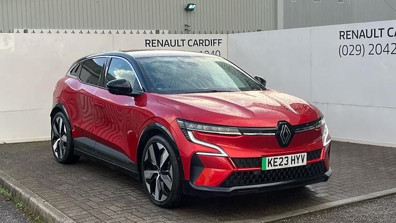 Used Renault Megane E-Tech Techno 159 kW (217 HP) 2023 Red/black  Hatchback
