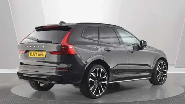 Usado Volvo XC60 Ultra 247 HP (181 kW) 2025 SUV