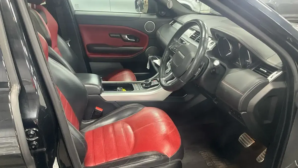 Used Land Rover Range Rover evoque HSE Dynamic 2016 Black Estate