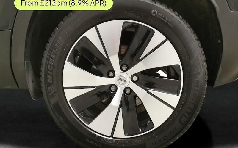 Used Volvo XC40 Inscription 211 HP (155 kW) 2021 Black SUV