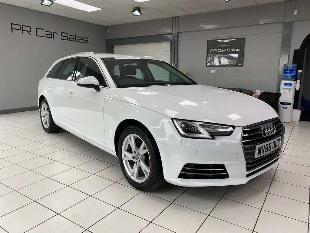 Used Audi A4 Sport 150 HP (110 kW) 2016 White Estate