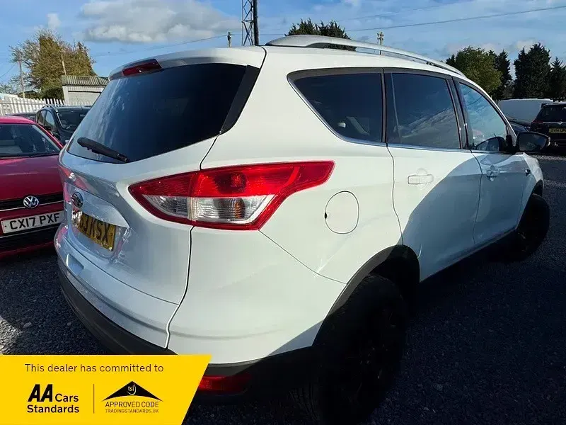 Second-hand Ford Kuga Titanium 140 CP (102 kW) 2014 Alb SUV