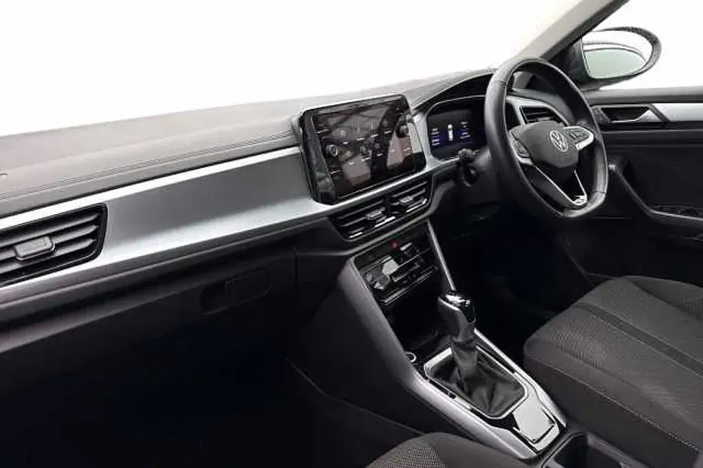 Used VW T-Roc 150 HP (110 kW) 2024 SUV