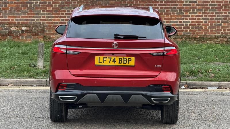 Used MG HS Trophy 167 HP (122 kW) 2025 Red SUV
