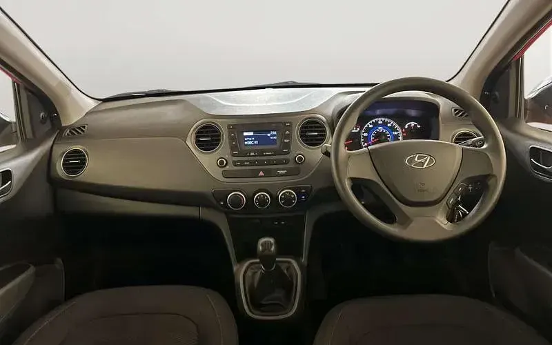 Used Hyundai i10 67 HP (49 kW) 2020 Hatchback