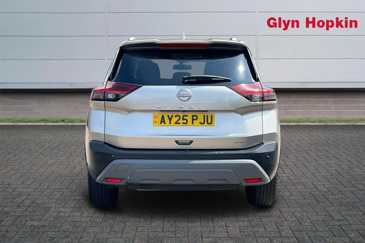 Used Nissan X-Trail N-Connecta 163 HP (119 kW) 2025 Silver SUV