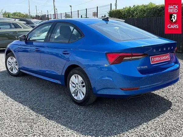 Used Skoda Octavia SE Technology 150 HP (110 kW) 2021 Blue Hatchback