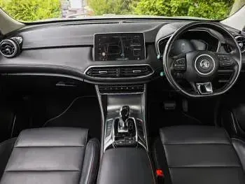 Used MG HS SE 162 HP (119 kW) 2023 Silver SUV