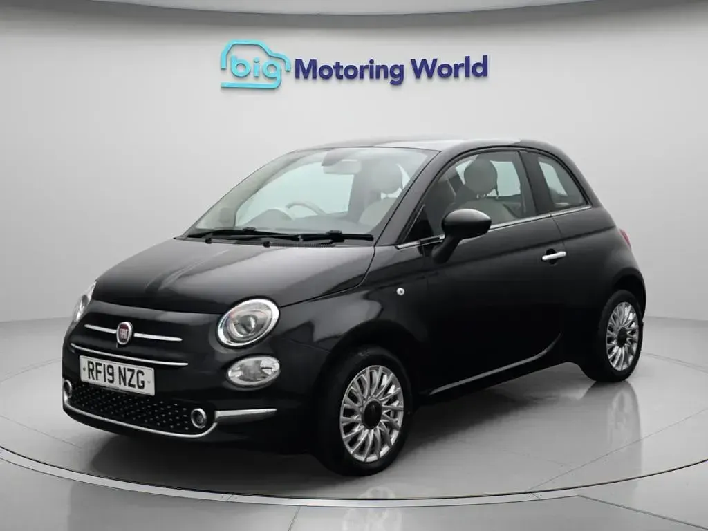 Used Fiat 500 Lounge 69 HP (50 kW) 2019 Black Hatchback