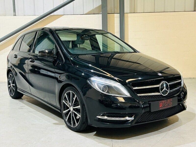 Black Used 2012 Mercedes B180 MPV | £8,500 (Fair price) - Image 1/4