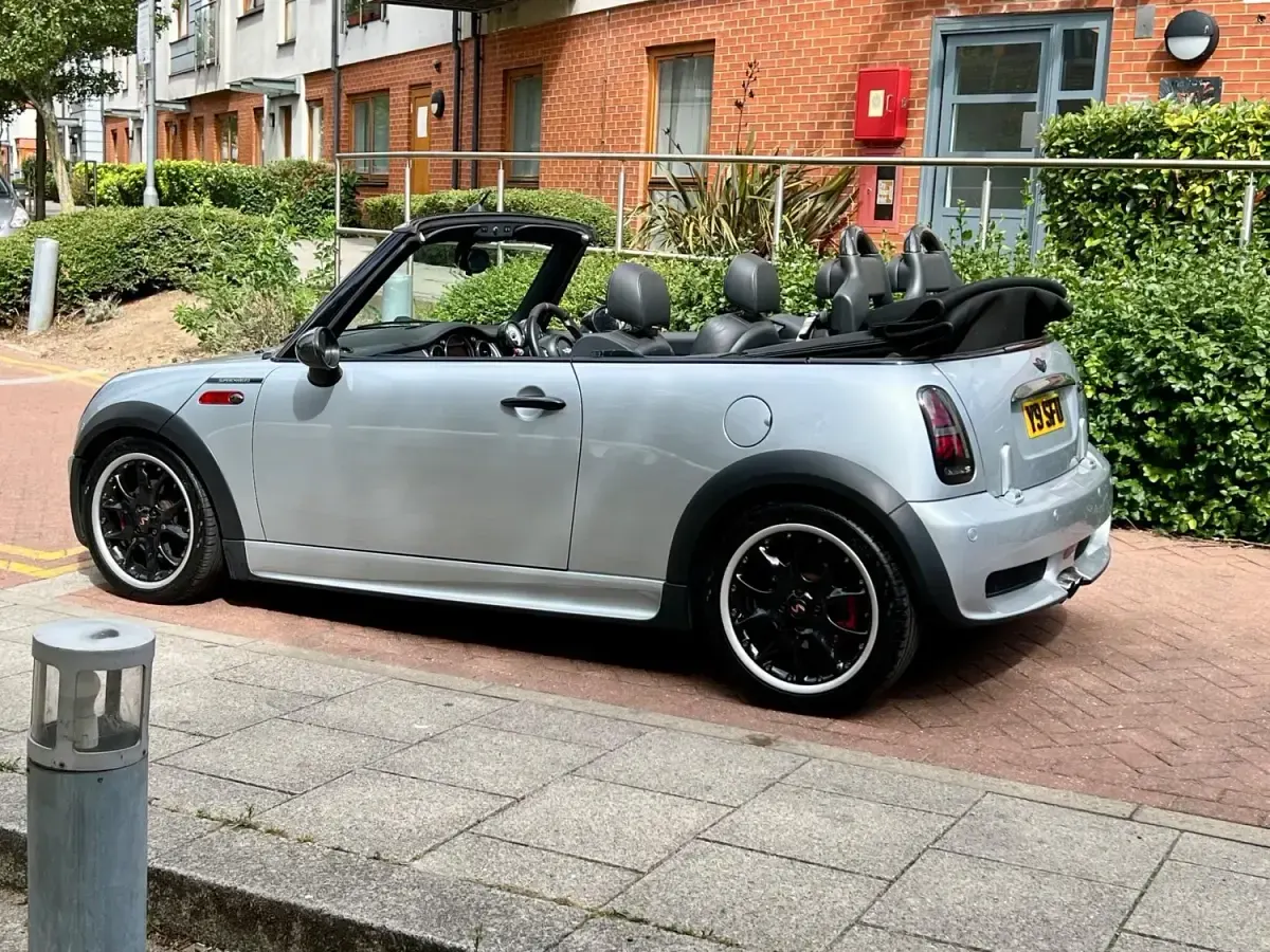 Używany Mini Cooper S Cabriolet Chili 163 KM (119 kW) 2006 Srebrny Kabriolet