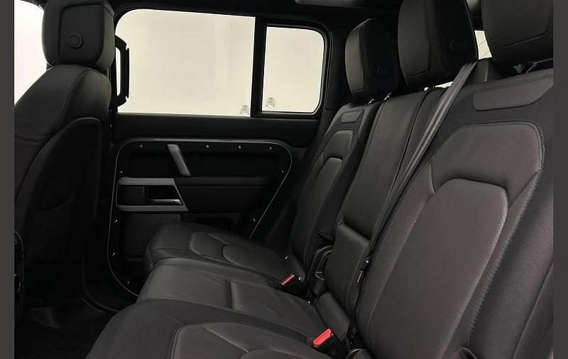 Used Land Rover Defender HSE Dynamic 296 HP (217 kW) 2024 Grey SUV