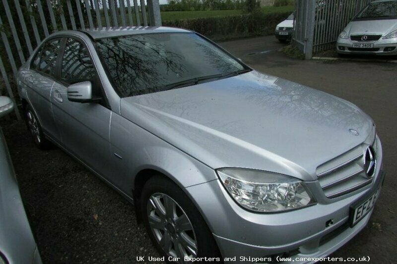 Used Mercedes C180 156 HP (114 kW) 2008 Sedan