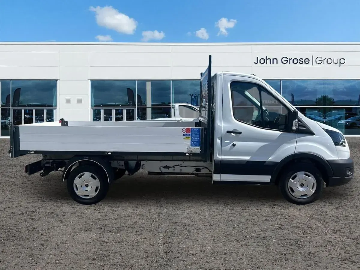 Usado Ford Transit Trend 130 HP (95 kW) 2025 Branco Cabrios
