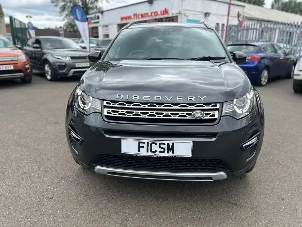 Used Land Rover Discovery 5 HSE 238 HP (175 kW) 2018 Grey SUV