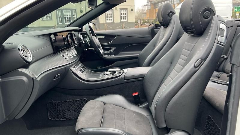 Used Mercedes E220 AMG line 194 HP (142 kW) 2018 White Cabriolet