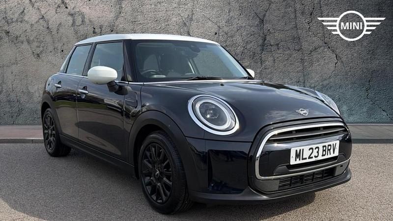 Used Mini Cooper Classic 134 HP (98 kW) 2023 Black Hatchback