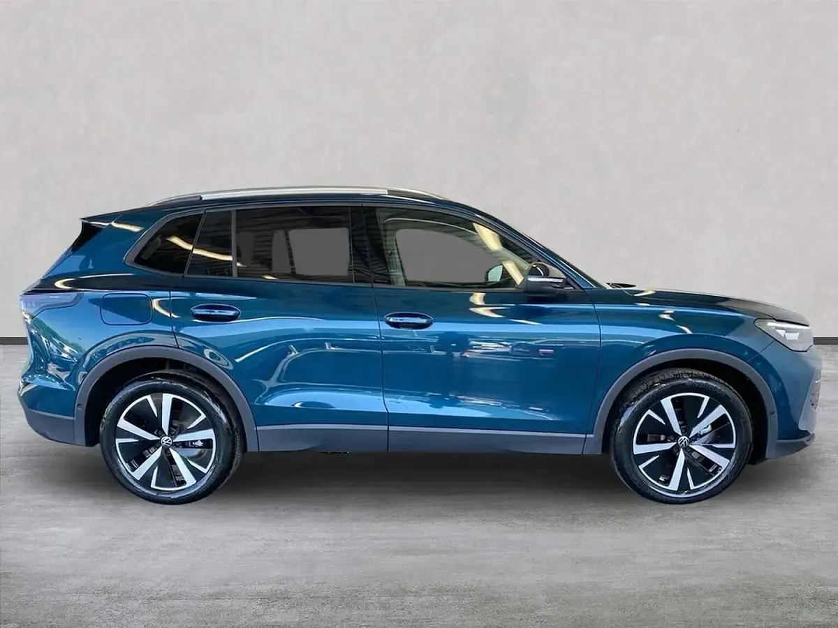 New VW Tiguan Match 2026 Blue SUV