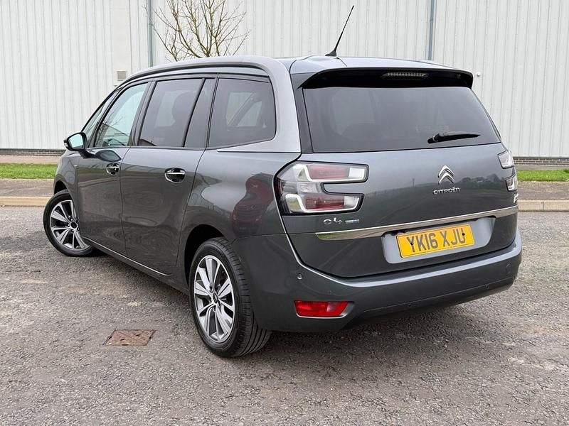 Used Citroën Grand C4 Picasso Exclusive 120 HP (88 kW) 2016 Grey MPV