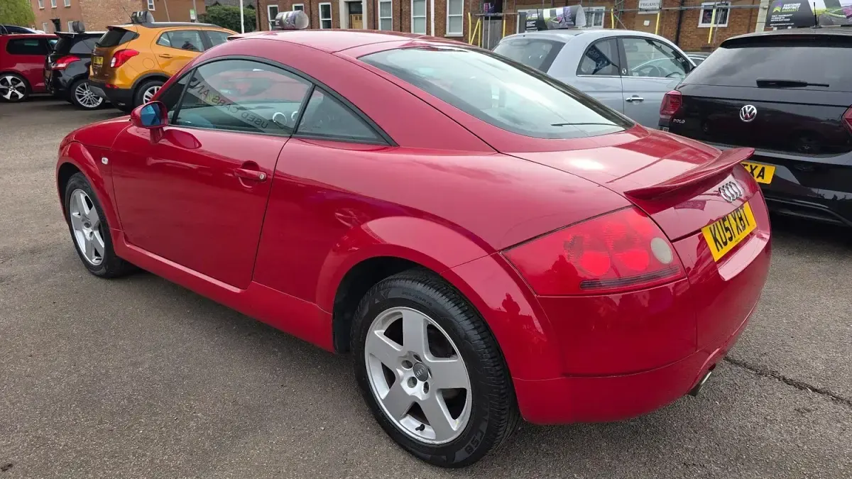 Used Audi TT 225 HP (165 kW) 2001 Red Coupe