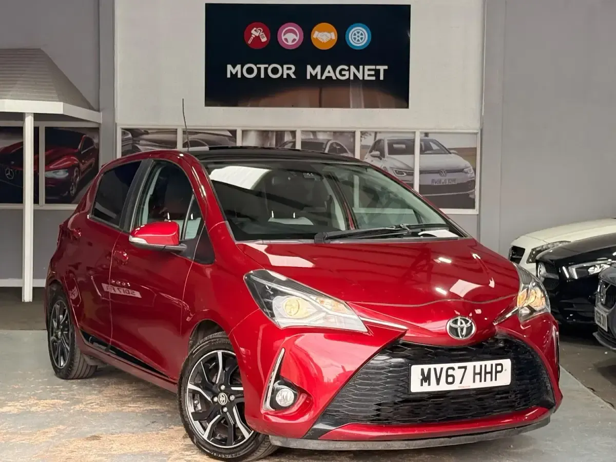 Used Toyota Yaris Design 2017 Red Hatchback