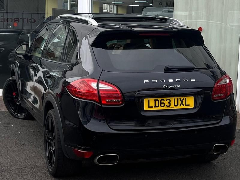 Używany Porsche Cayenne 2013 Czarny SUV