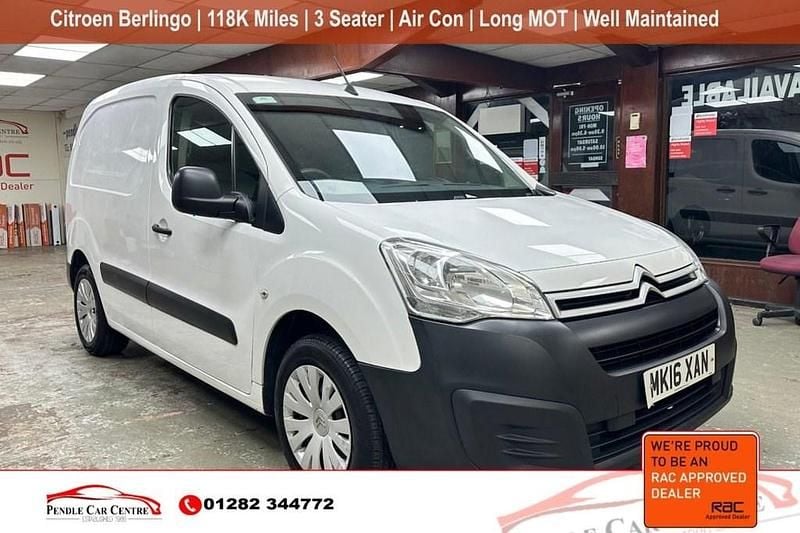 White Used 2016 Citroën Berlingo MPV | £4,295 (Fair price) - Image 1/4