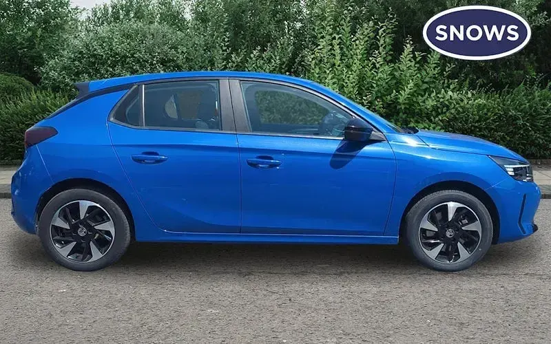 Used Vauxhall Corsa-e Design Edition 100 kW (136 HP) 2024 Blue Hatchback