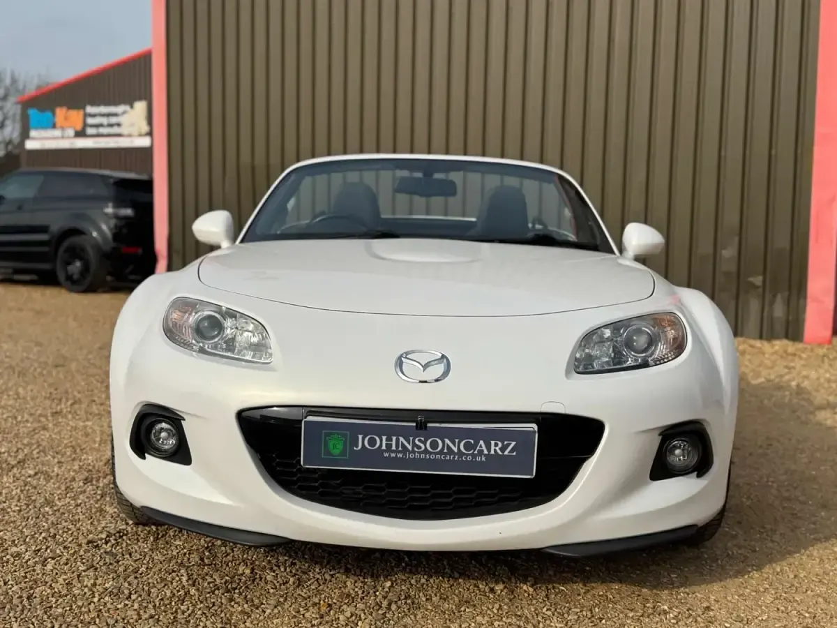 Usado Mazda MX5 Inclusive 160 CV (117 kW) 2014 Blanco Descapotable