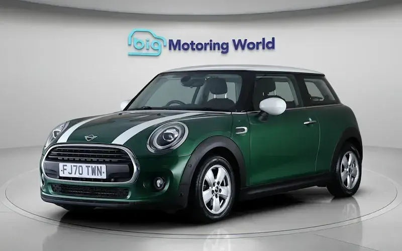 Used Mini Cooper Classic 136 HP (100 kW) 2021 Hatchback