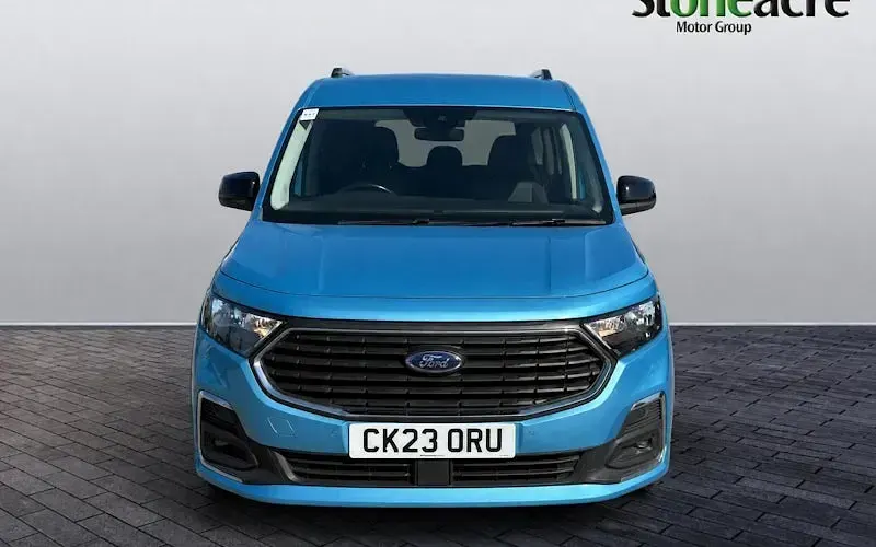 Used Ford Tourneo Connect Titanium 122 HP (89 kW) 2024 MPV
