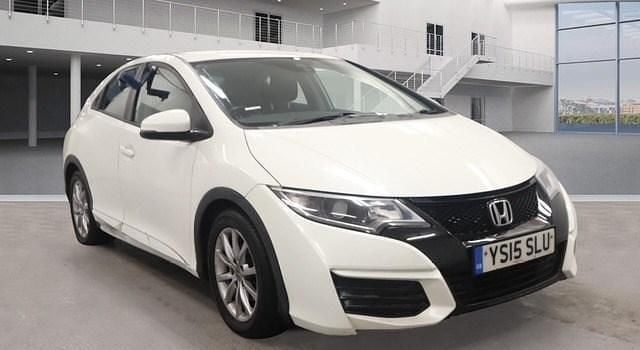 White Used 2015 Honda Civic S Hatchback | £5,195 (Good price) - Image 1/4
