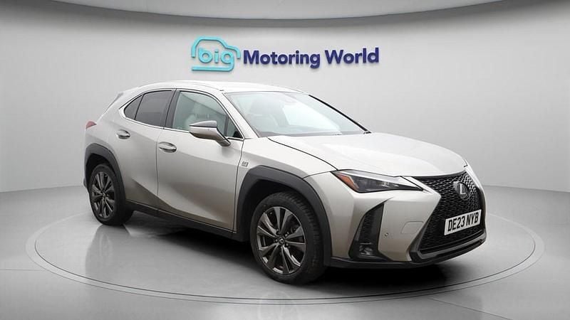 Used Lexus UX 250h Sport Design Packet 184 HP (135 kW) 2023 Silver SUV
